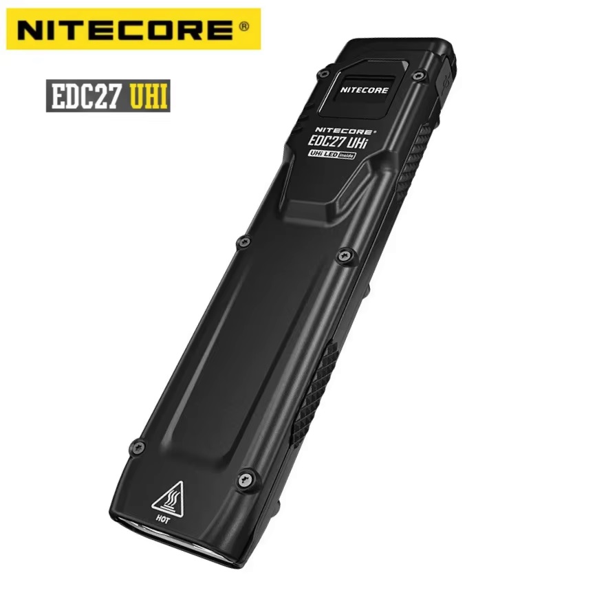 コンボイ UHi タクティカル EDC 懐中電灯 3100  - Outdoor Adventures のレビューと価格